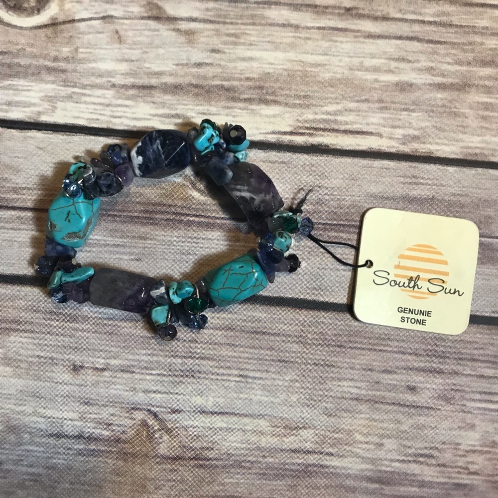 NWT Multiple Stone Bracelet